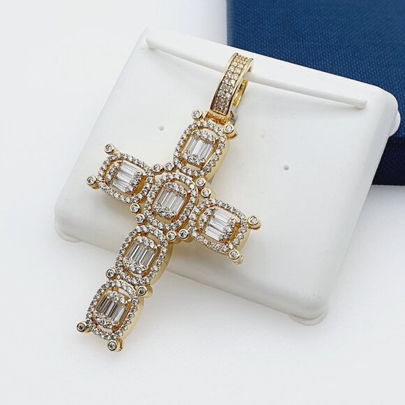 14K Gold Plated Cubic Zircon Pendant, EVBRS383 - Picture 7 of 9